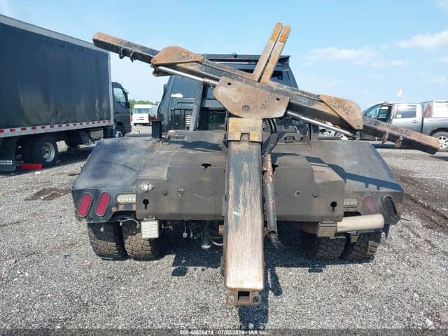 2017 RAM 3500 CHASSIS TRADESMAN/SLT 16
