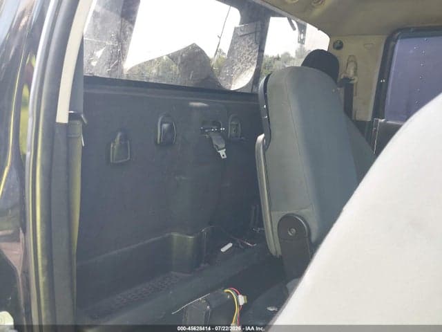 2017 RAM 3500 CHASSIS TRADESMAN/SLT 6