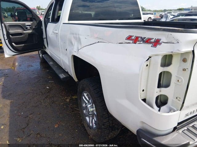 2017 CHEVROLET SILVERADO 2500HD LT 6