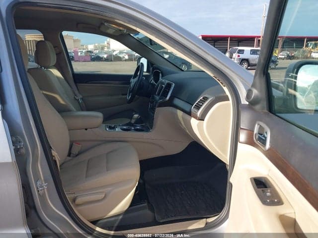 2018 JEEP GRAND CHEROKEE LAREDO E 4X4 5