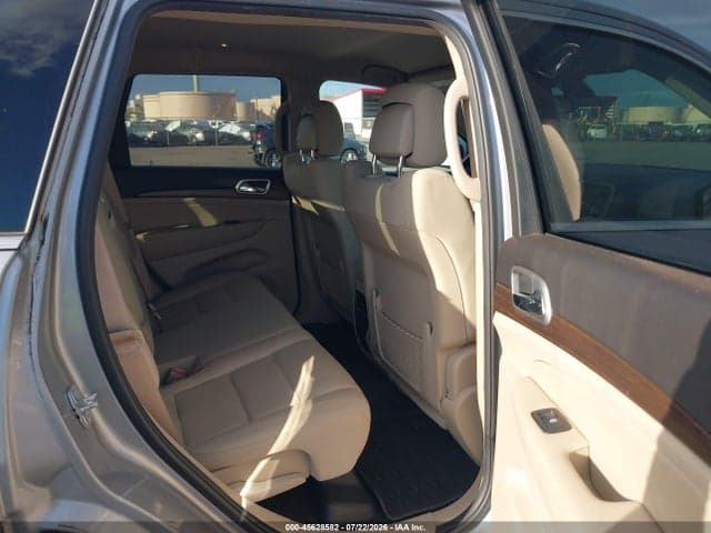 2018 JEEP GRAND CHEROKEE LAREDO E 4X4 8