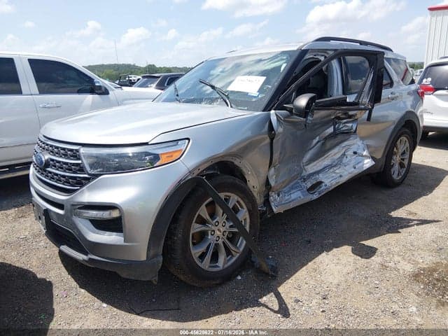 2023 FORD EXPLORER XLT 2