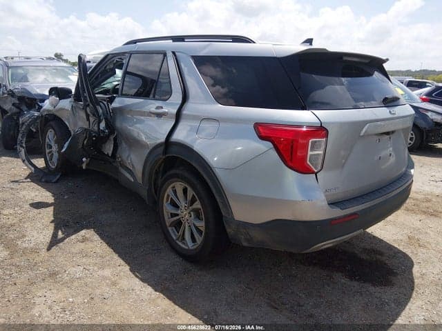 2023 FORD EXPLORER XLT 3