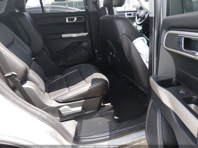 2023 FORD EXPLORER XLT 8