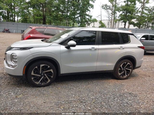 2022 MITSUBISHI OUTLANDER 14