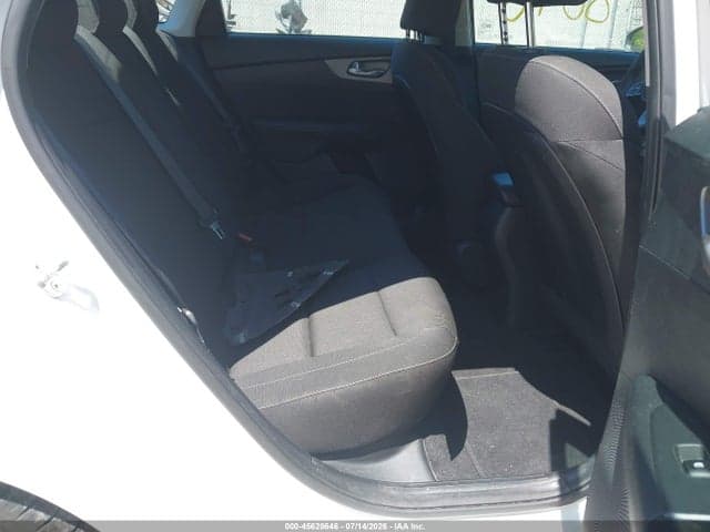 2021 KIA FORTE LXS 8