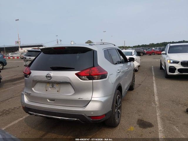 2019 NISSAN ROGUE SL 4