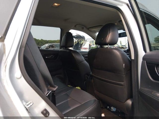 2019 NISSAN ROGUE SL 8