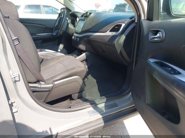 2019 DODGE JOURNEY SE 5