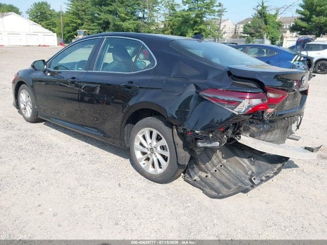 2021 TOYOTA CAMRY LE AWD 3