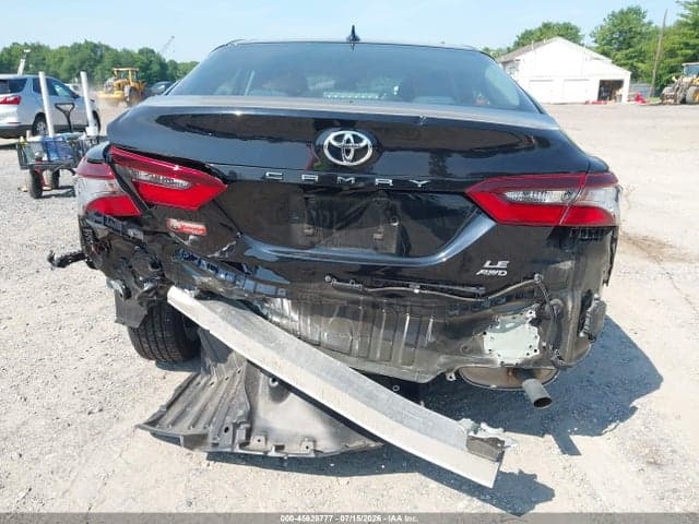 2021 TOYOTA CAMRY LE AWD 6