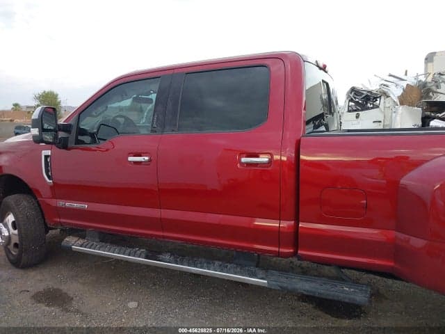2017 FORD F-350 LARIAT 14