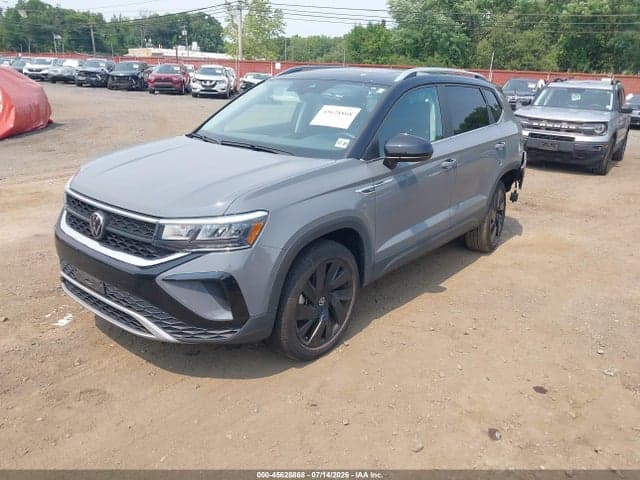 2024 VOLKSWAGEN TAOS 1.5T SE 2