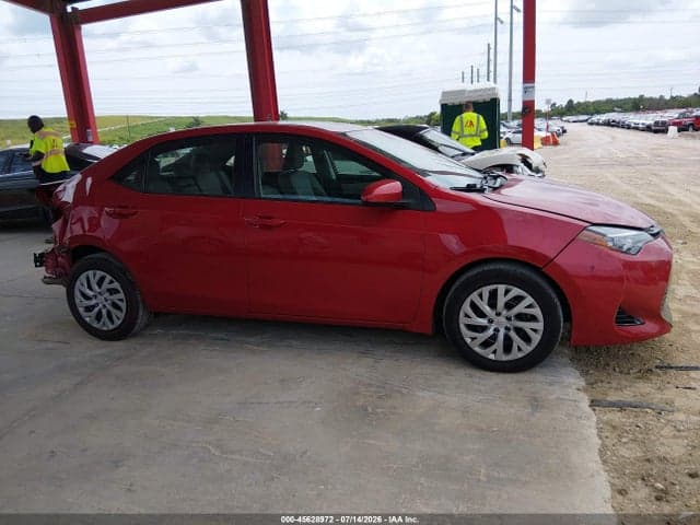 2017 TOYOTA COROLLA LE 13