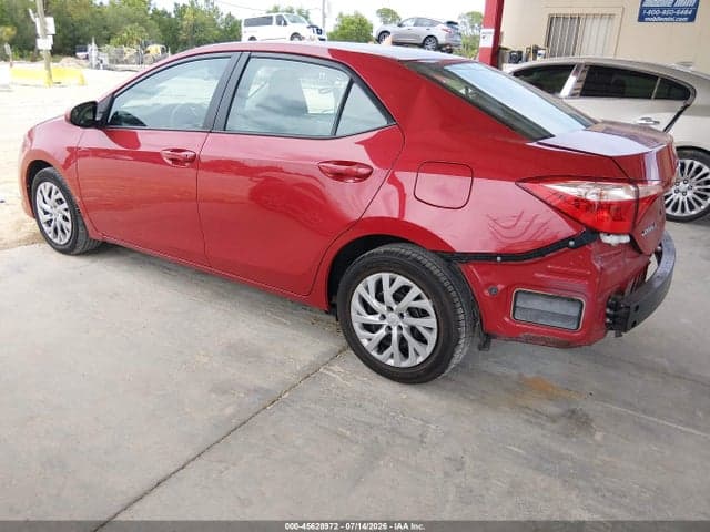 2017 TOYOTA COROLLA LE 3