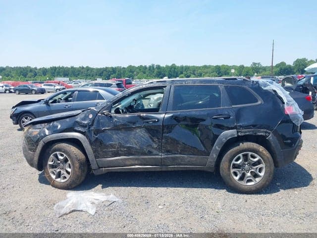 2019 JEEP CHEROKEE TRAILHAWK 4X4 13