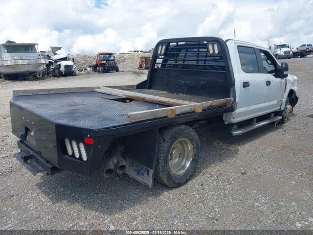 2019 FORD F-350 CHASSIS XL 4