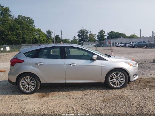 2017 FORD FOCUS TITANIUM 14