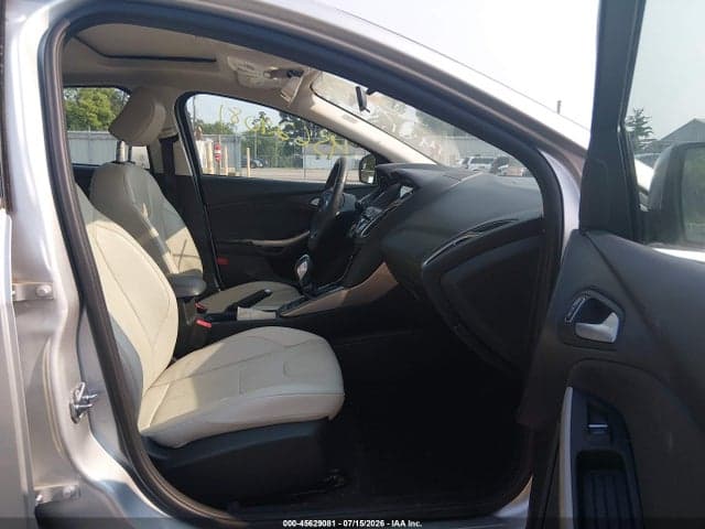 2017 FORD FOCUS TITANIUM 5