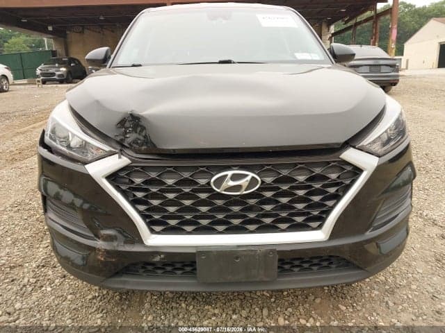 2020 HYUNDAI TUCSON SE 6