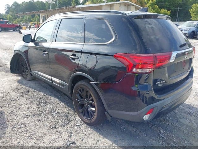 2019 MITSUBISHI OUTLANDER LE 3