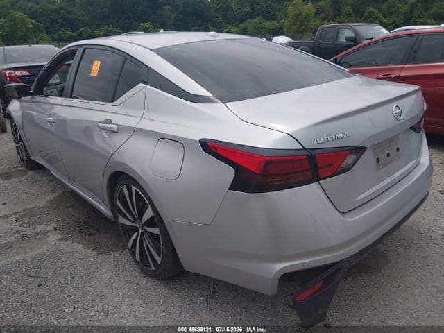 2021 NISSAN ALTIMA SR FWD 3