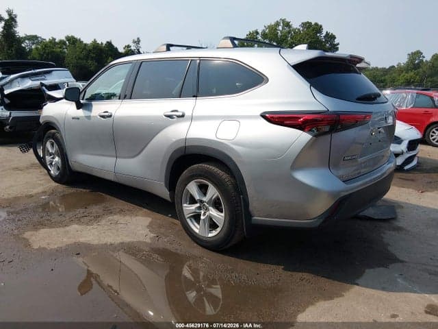 2020 TOYOTA HIGHLANDER HYBRID LE 3