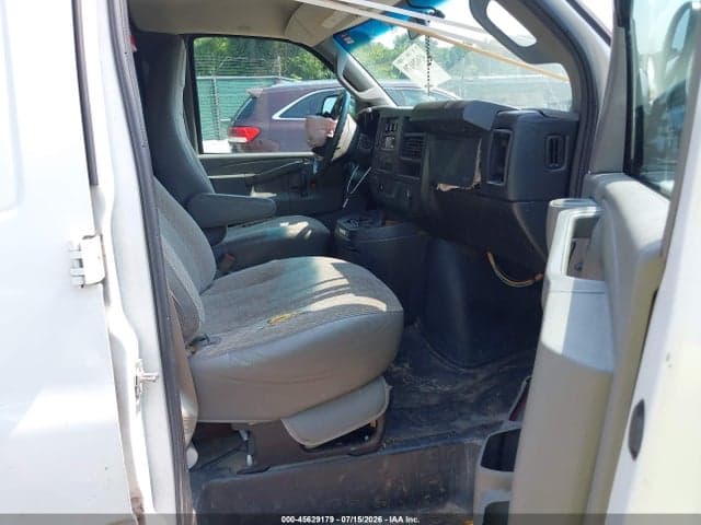 2017 CHEVROLET EXPRESS 3500 WORK VAN 5
