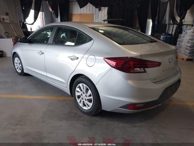 2019 HYUNDAI ELANTRA SE 3