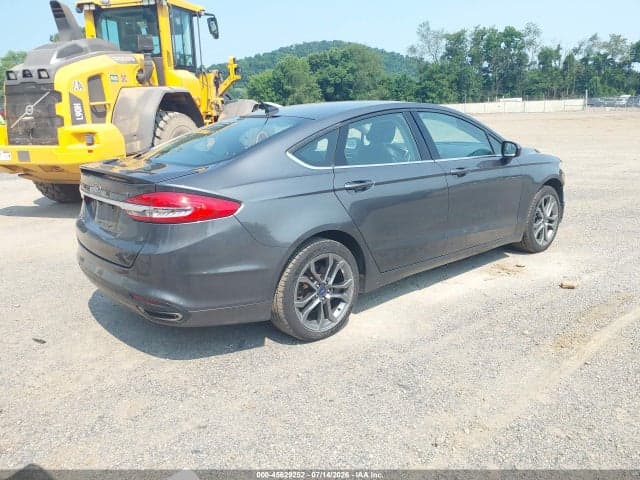 2017 FORD FUSION SE 4
