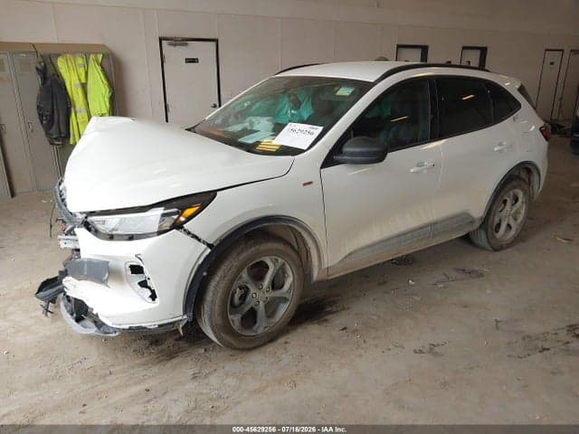 2025 FORD ESCAPE ST-LINE 2