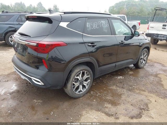 2023 KIA SELTOS EX 4