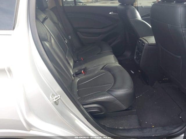2017 BUICK ENVISION ESSENCE 8