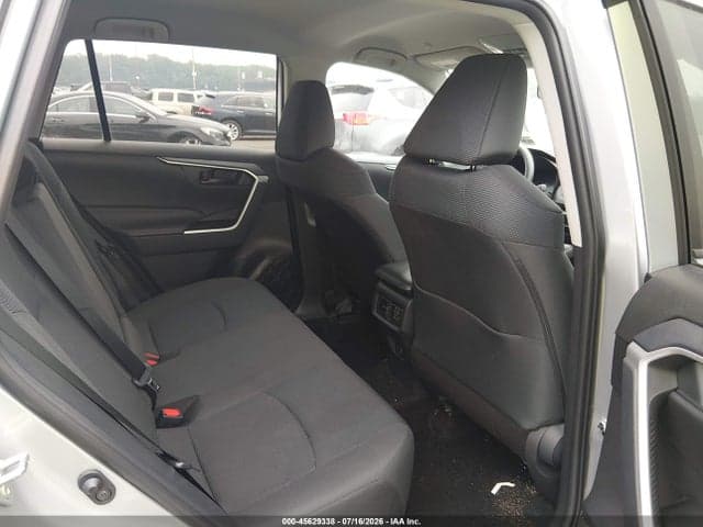 2025 TOYOTA RAV4 LE 8