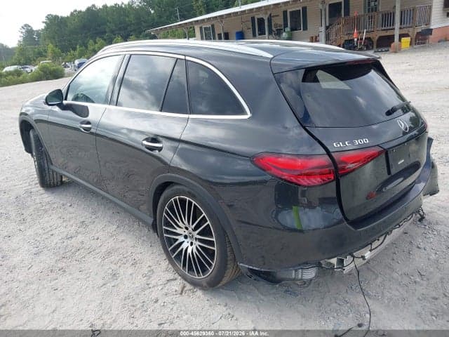 2024 MERCEDES-BENZ GLC 300 SUV 3