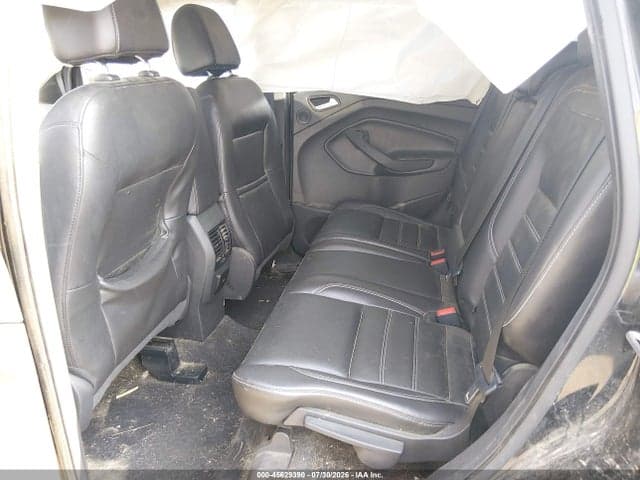 2017 FORD ESCAPE TITANIUM 8