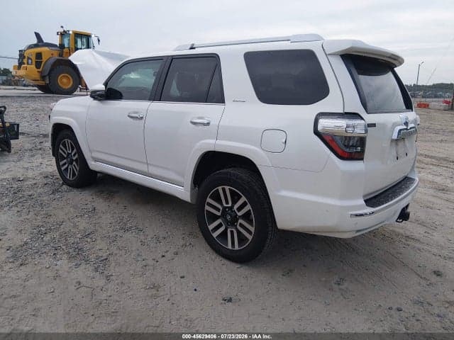 2022 TOYOTA 4RUNNER LIMITED 3