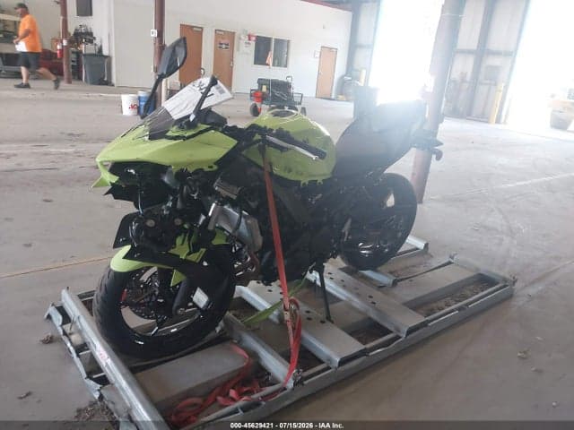 2026 KAWASAKI EX500 2