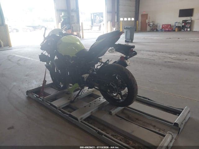2026 KAWASAKI EX500 3