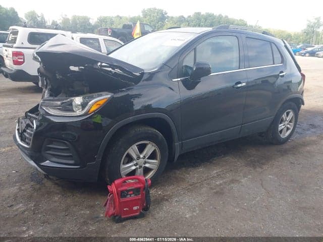 2020 CHEVROLET TRAX AWD LT 2
