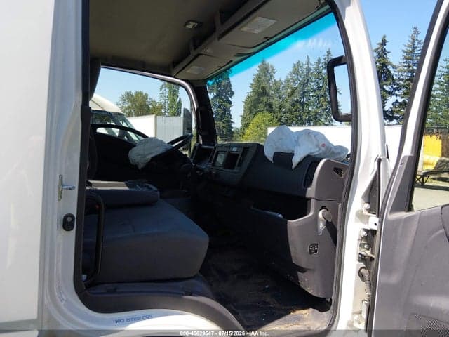 2025 ISUZU NPR XD 8