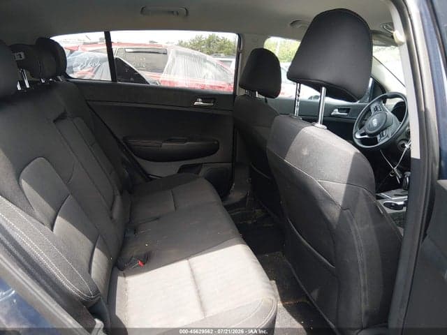 2017 KIA SPORTAGE LX 8