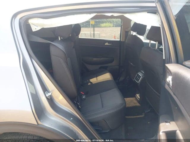 2017 KIA SPORTAGE LX 8