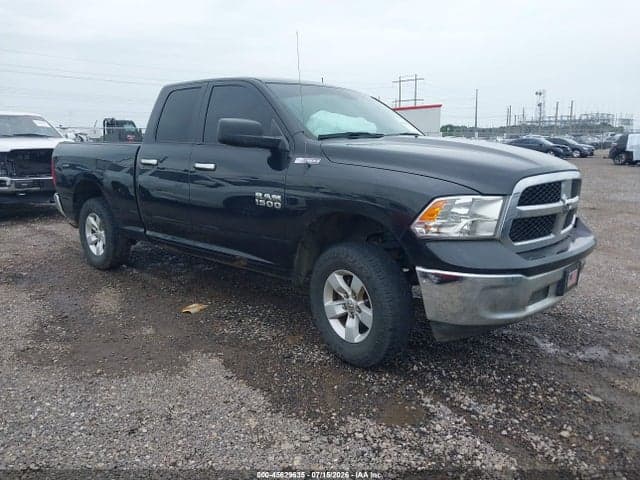 2017 RAM 1500 SLT 4X4 6'4 BOX