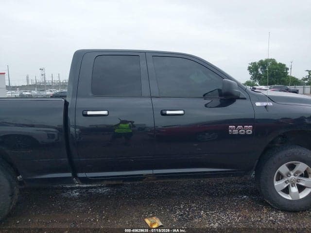 2017 RAM 1500 SLT 4X4 6'4 BOX 13