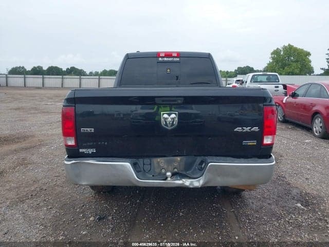 2017 RAM 1500 SLT 4X4 6'4 BOX 16