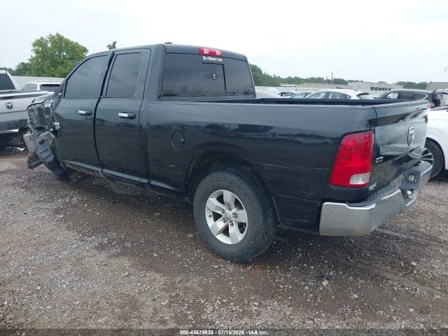 2017 RAM 1500 SLT 4X4 6'4 BOX 3