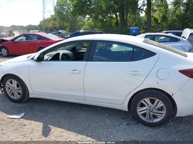 2019 HYUNDAI ELANTRA SEL 14