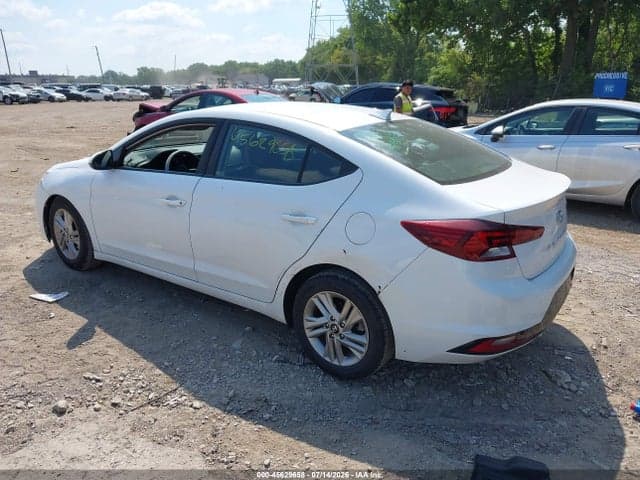 2019 HYUNDAI ELANTRA SEL 3
