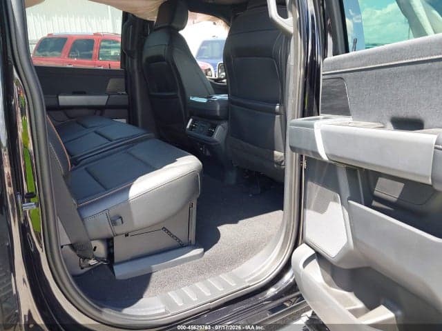 2025 FORD F-150 LARIAT 8